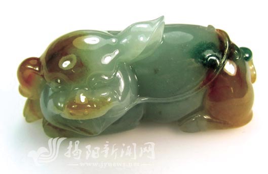 缅甸翡翠玉价格a货阳美翡翠 雕出现代色彩  第2张