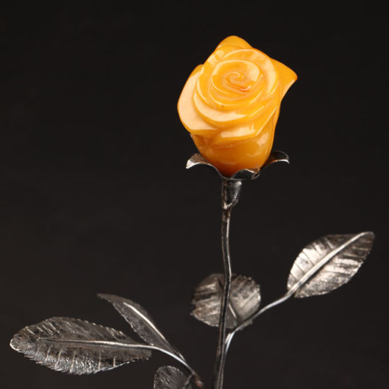 怎么样购买翡翠潘家园昊天琥珀精品展即将开幕  第2张