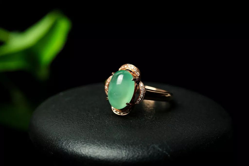 一字之差，价格大相径庭：翡翠”行话“大赏  第9张