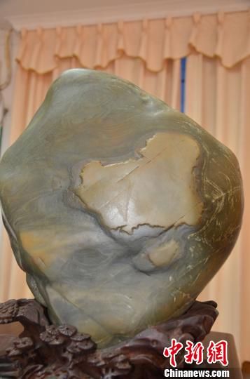 广东发现形似中国地图自然奇石  第1张