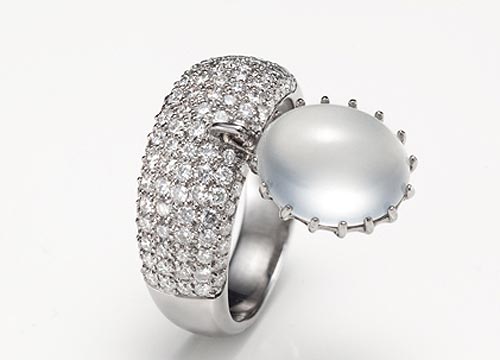 翡翠梳子挂件翡翠珠宝 展现高贵的女性气质  第4张