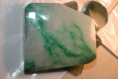 《翡翠收藏入门百科》之玉石之王  第2张