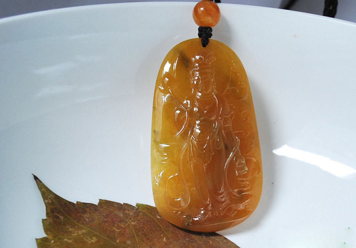 厦门翡翠原石批发市场三分钟带你了解翡翠！  第9张