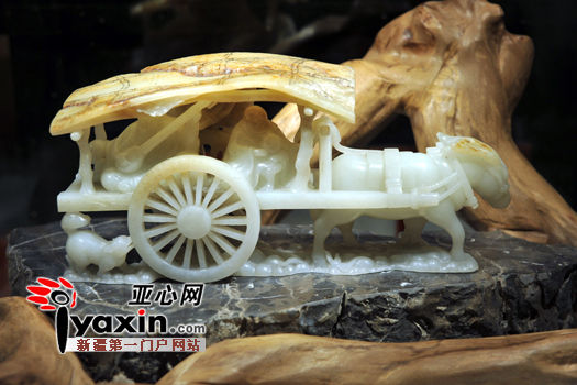 献礼建党90周年 新疆和田玉和书法作品合展  第3张