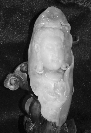 翡翠a货蓝水料“色”眼识翡翠(组图)  第3张