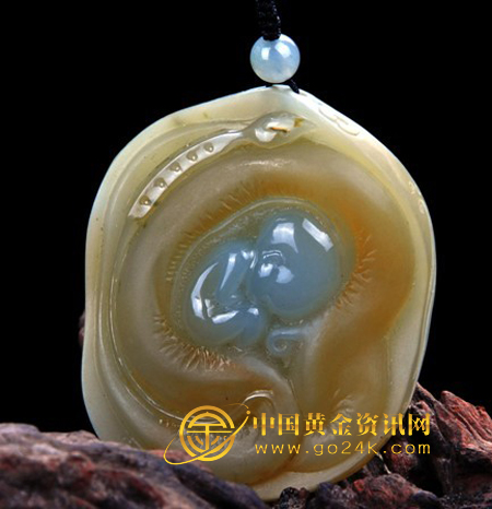 翡翠玉雕精品亮相第三届中国翠玉文化节  第6张