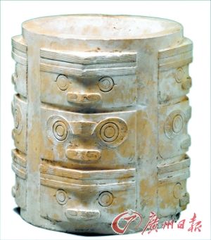 翡翠_玉石_饰品挂绳良渚玉器的发掘与研究(图)  第2张