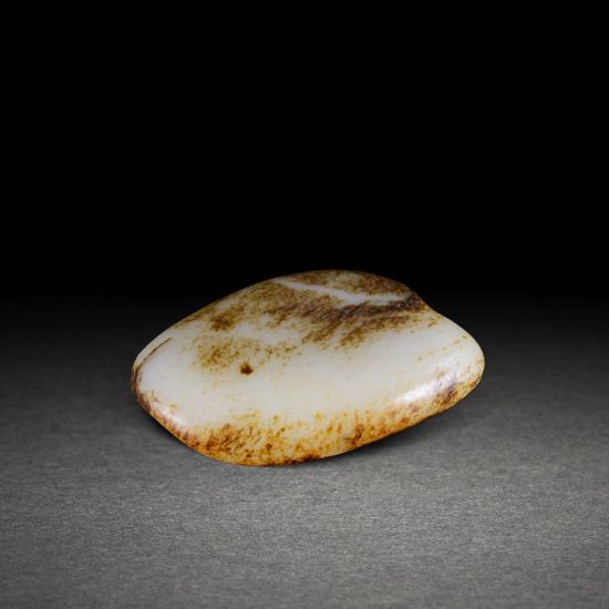 帝王绿翡翠毛料价格及图片近百件田玉籽料原石精品8月尚品润博上拍  第2张