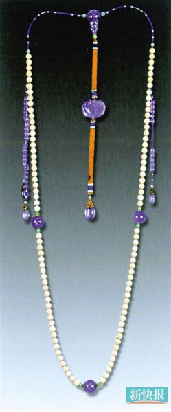 用放大镜如何鉴定翡翠的真假近几年佩戴手串已成时尚潮流  第3张