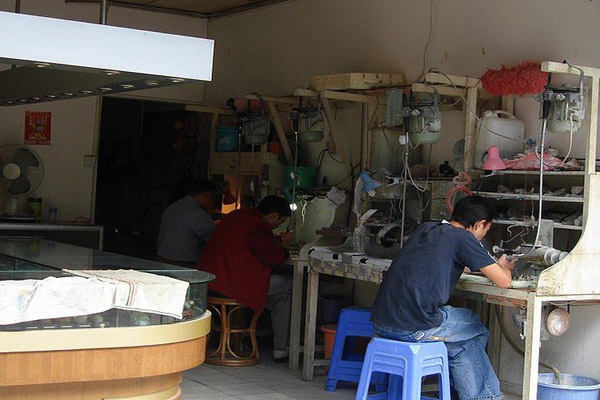 瑞丽翡翠市场综述  第9张