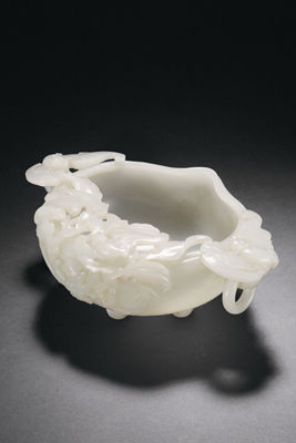 翡翠手镯价格和图片及价格精品玉器亮相东正2012春拍  第3张