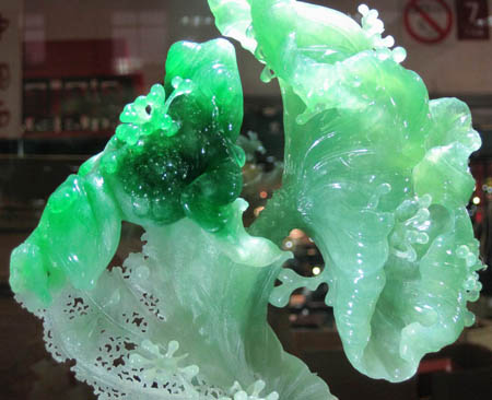 翡翠晴水价值分析盘点2011北京珠宝展天工奖作品??翡翠欣赏(三)  第8张