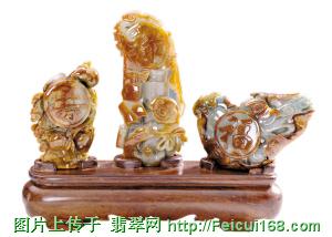 翡翠手镯有灰外地巧匠四会扎根 玉器扬名海内外(组图)  第3张