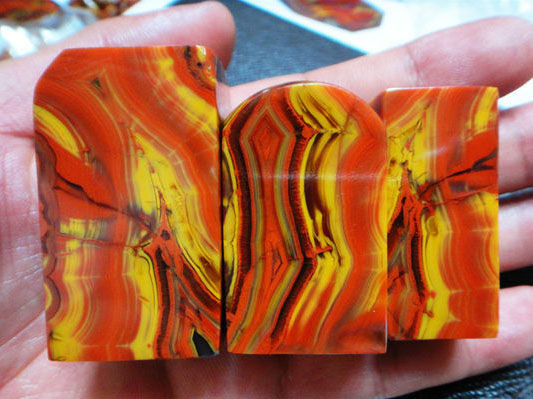 缅甸白翡翠战国红玛瑙：疯狂的石头需冷静  第2张