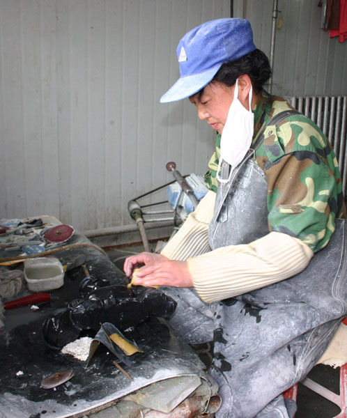 血红色冰种翡翠肃南：祁连美玉唱新歌  第3张