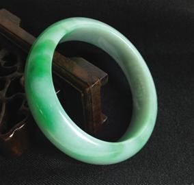 本报厂价翡翠展 今天赶快抢款式又多又省钱 错过就没了(组图)  第2张