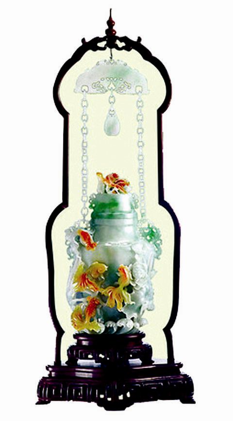 翡翠手镯带点黑藓七彩翡翠 吸引“好色”藏友  第2张