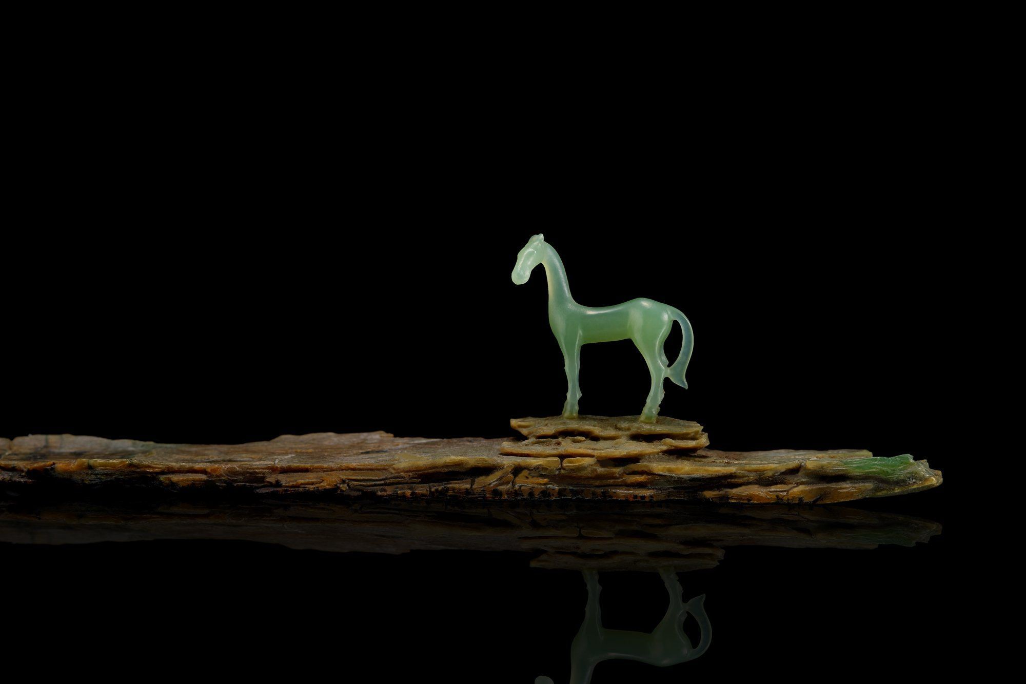 有体温的石头：邱启敬的雕刻艺术  第4张