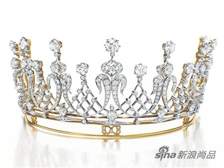 泰勒翡翠珠宝：佳士得拍卖行的新记录  第4张