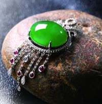 传世翡翠推出“韵”系列 七夕再掀经典珠宝风潮  第1张