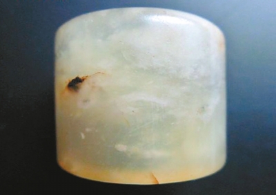 玩家淘得清代玛瑙扳指  第2张