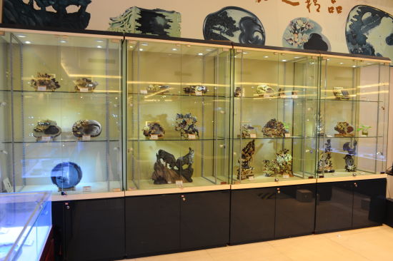 紫袍玉艺术作品展在京开幕  第2张