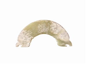 翡翠玉石原料图片古人心目中玉是山川之灵 可通灵天地  第2张