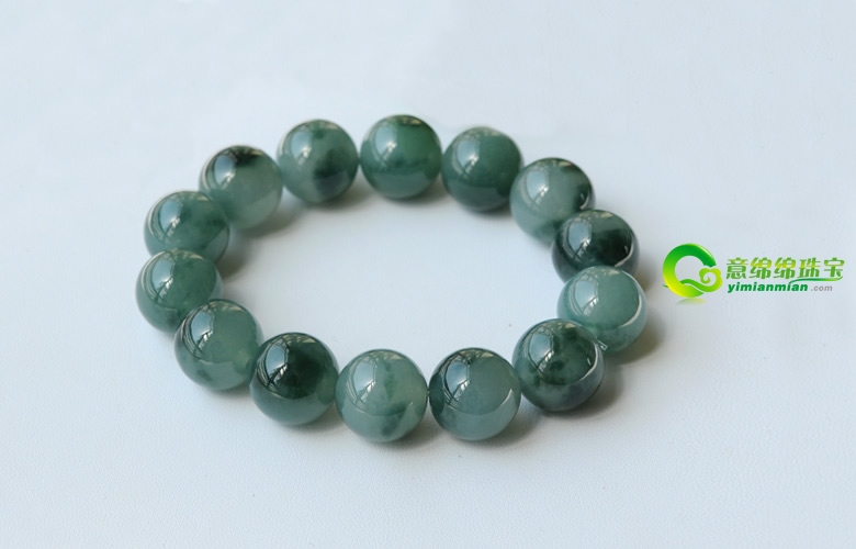 翡翠手镯有抠感曼妙生辉油青翡翠圆珠手链 凝翠天成的珠链精品  第2张
