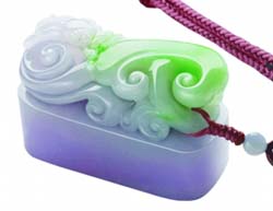 一般翡翠项链多少钱走进中原首席高端翡翠会所：绝品翠盈冉 珍宝美如焕  第3张