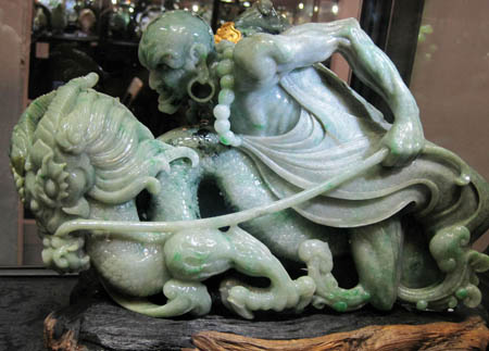 翡翠晴水价值分析盘点2011北京珠宝展天工奖作品??翡翠欣赏(三)  第9张