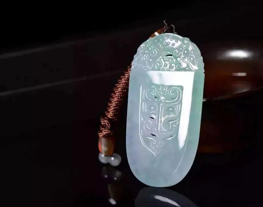 2021年是买翡翠的好时机吗？  第9张