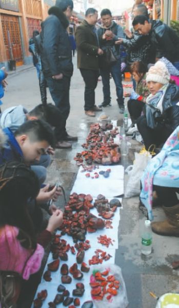 200元玛瑙原石49万脱手：雕琢成品再卖出480万  第2张