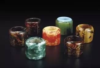 冰飘墨翠翡翠手镯原来真正的土豪在清朝 学学八旗子弟咋炫富