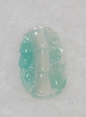 《翡翠收藏入门》之翡翠与绿玛瑙的鉴别  第2张