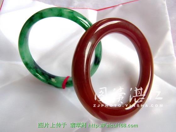 翡翠手镯福镯怎样识别吴川发烧友　藏玉过千件（多图）  第2张