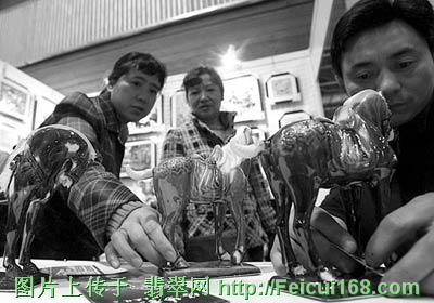 重庆神秘收藏家欲买百万玉器(组图)  第3张