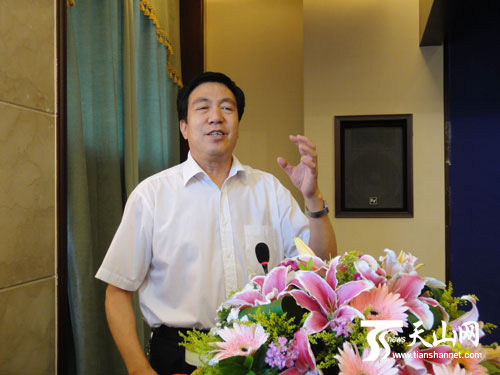 拼多多500多的翡翠手镯怎么样和田玉石文化旅游节八月底将在新疆墨玉县举办  第1张