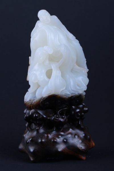 阳绿翡翠戒指大图片玉石雕刻大师作品亮相上海懿德轩(图)  第2张