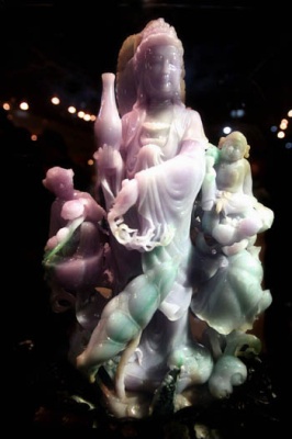 缅甸翡翠玉石a货价格揭阳阳美翡翠玉雕 悠久玉文化令人赞叹回味  第2张