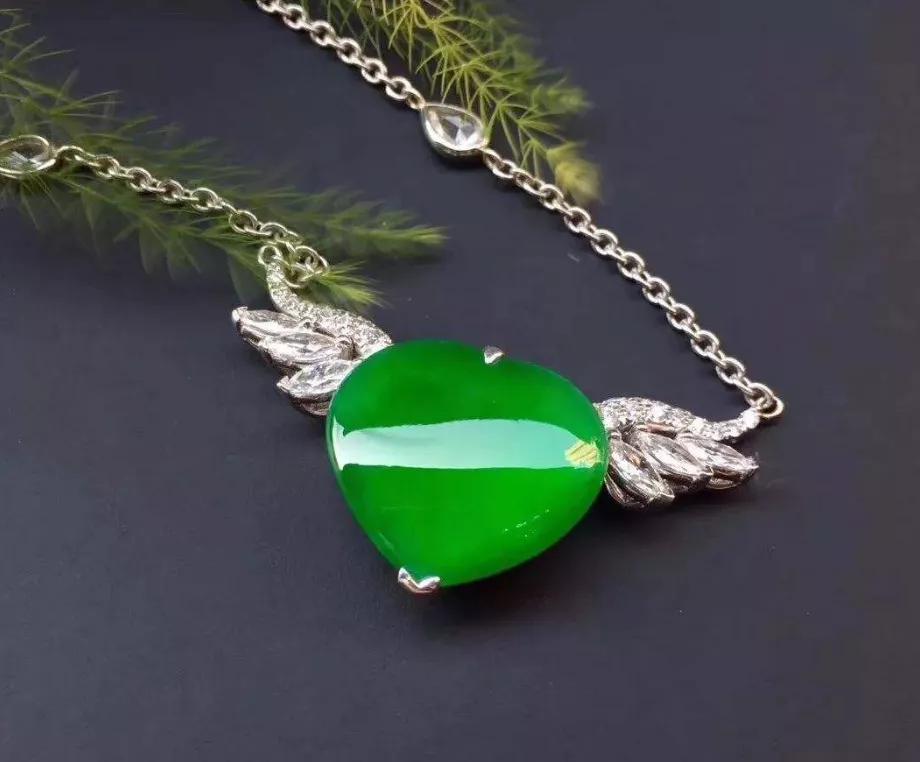 2021年是买翡翠的好时机吗？  第3张