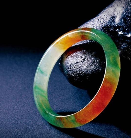 图揭各种颜色顶级翡翠品鉴（组图）  第3张