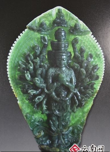 文博会拍出2.3亿元天价玉雕  第2张