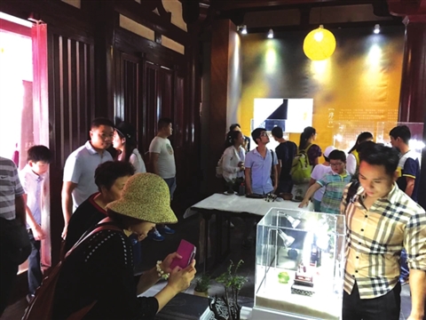 玉雕市场抱团取暖何枝可依  第2张