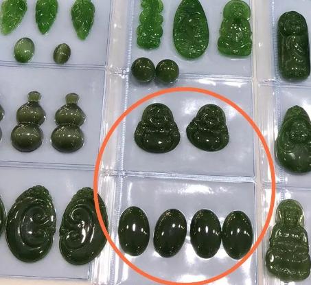 翡翠原石格应角顶级碧玉之——菠菜绿的和田玉！  第6张