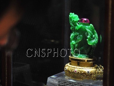 如何让鉴定翡翠云南玉雕大师作品展：一件翡翠作品6000万