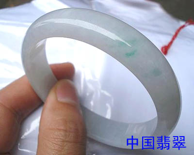 龙年贺岁礼品??翡翠玉器受追捧（图文六）  第10张