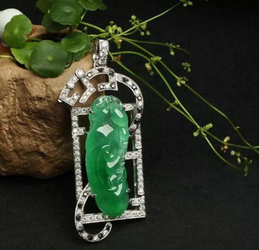 2021年是买翡翠的好时机吗？  第12张