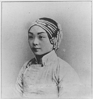 翡翠手镯编绳苏京帮入沪：上海珠玉市场的形成  第3张