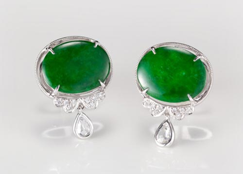 翡翠梳子挂件翡翠珠宝 展现高贵的女性气质  第7张