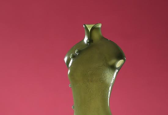 苏州玉雕名家范栋强的花样年华玉雕赏析  第3张